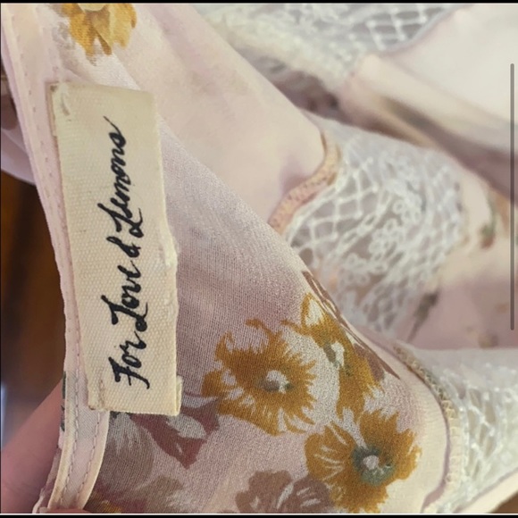 For love and lemons isadora floral dress - Picture 4 of 5